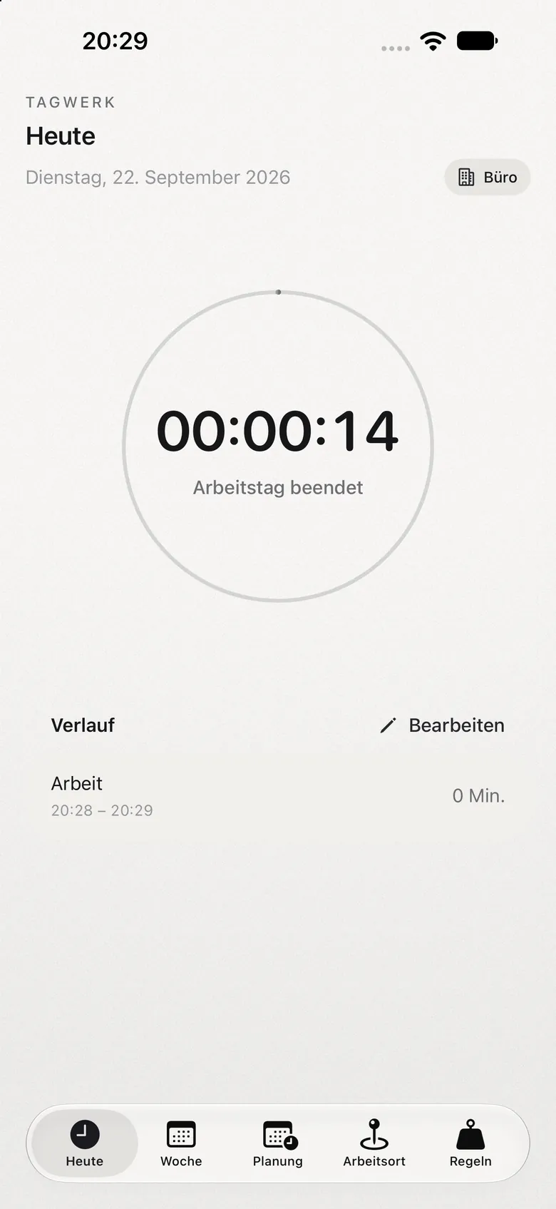 Tagwerk-App: Bildschirm Heute, bereit zum Start im Hellmodus